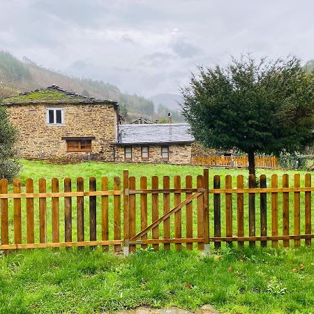 Casas Rurales Tareira En Taramundi Extérieur photo