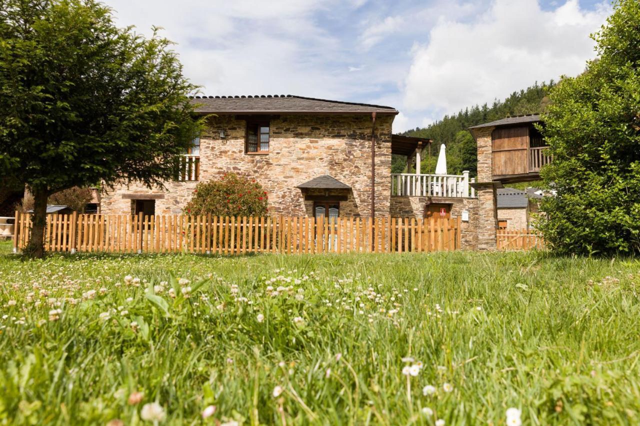 Casas Rurales Tareira En Taramundi Extérieur photo