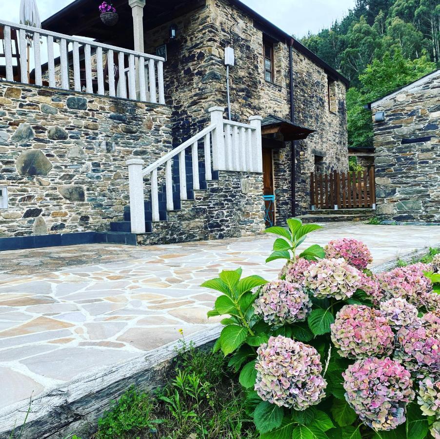 Casas Rurales Tareira En Taramundi Extérieur photo