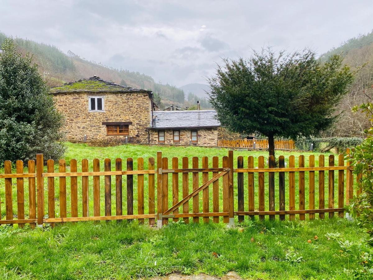 Casas Rurales Tareira En Taramundi Extérieur photo